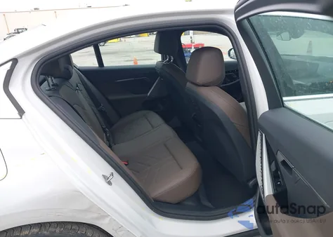 2026 BMW 530I xDrive из США, поврежденный, VIN WBA53FJ09TCW39573